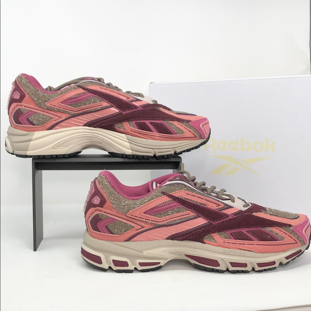 Reebok Premier Road Ultra LTD Cherry Hair Suede 100260275 Unisex Shoe - Size 8.5